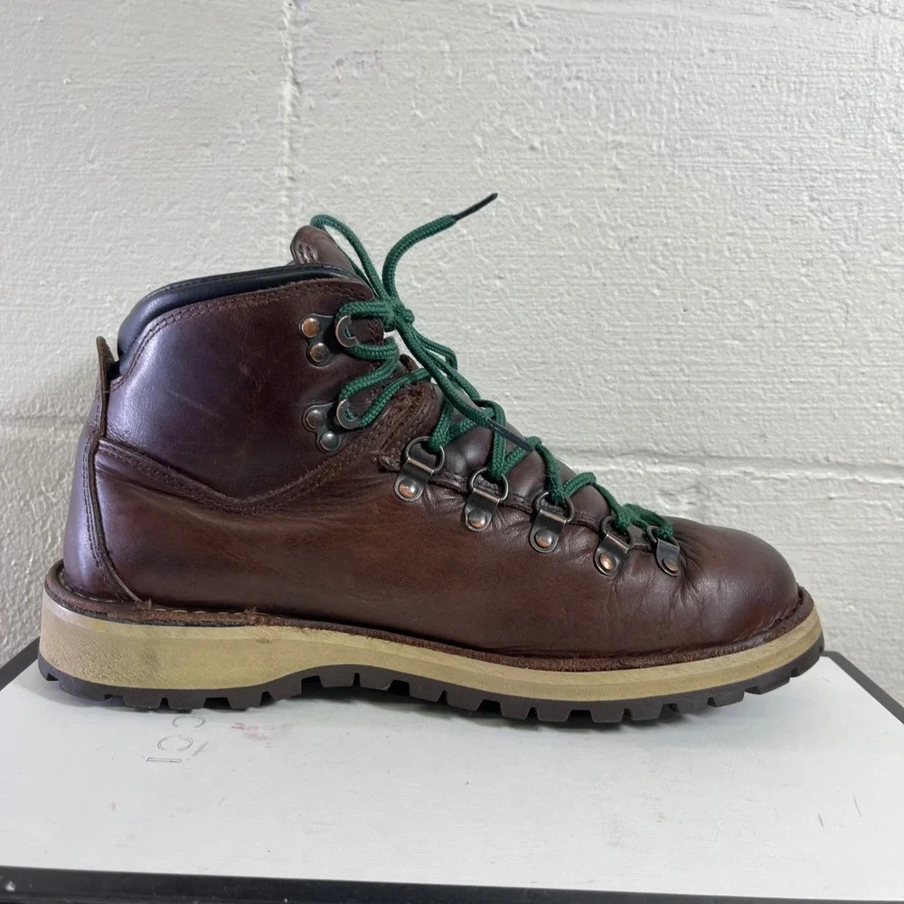 Danner mountain light